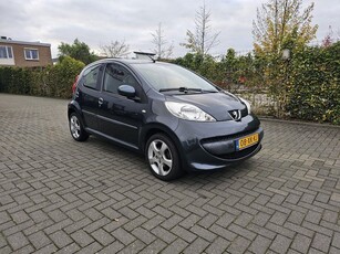 Peugeot 107 1.0-12V XS (bj 2007)