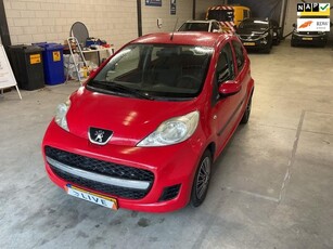 Peugeot 107 1.0-12V XS / Euro 5