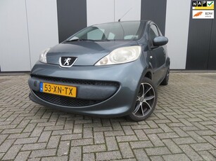 Peugeot 107 1.0-12V XS Urban Move