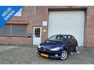 Peugeot 206 1.4 XS NAP 3e eigenaar Trekhaak 05-25 APK