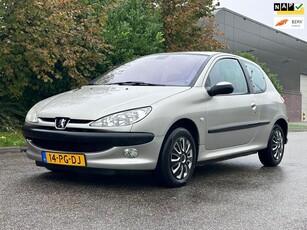 Peugeot 206 1.6-16V Gentry Automaat*47.000