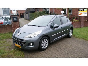 Peugeot 207 1.6 VTi XS automaat