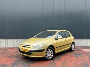 Peugeot 307 1.4 XS * 3-Deurs * Climate * Trekhaak