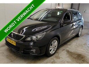 Peugeot 308 SW 1.5 HDi 131PK Executive Panoramadak /