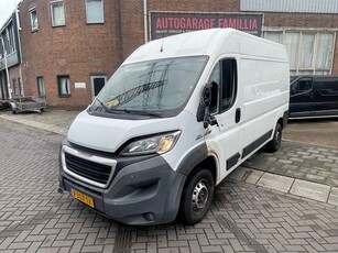 Peugeot Boxer 330 2.0 BlueHDI L2H2 Premium Pack