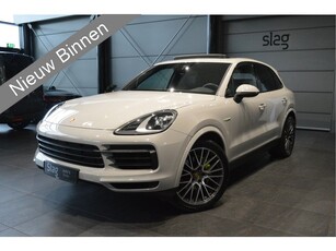 Porsche Cayenne 3.0 E-Hybrid pano leer camera trekhaak 21