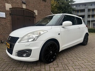 Suzuki Swift 1.2 Sport-line 5 Drs Carplay/Airco/Navi/LMV