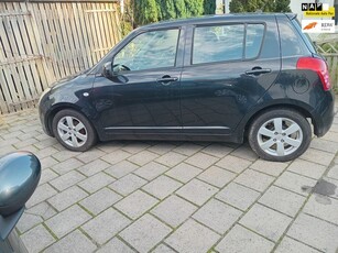 Suzuki Swift 1.3 Shogun MET NIEUWE KOPPELING EN