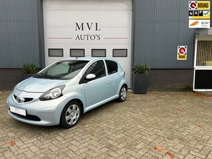 Toyota Aygo 1.0-12V / airco / 5 deurs