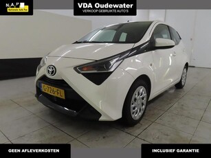 Toyota Aygo 1.0 72pk X-play Limited Navigatie