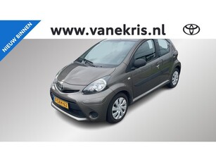 Toyota Aygo 1.0 VVT-i Now, Navigatie, Airco