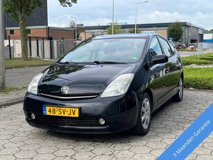 Toyota Prius 1.5 VVT-i Business Edition APK NAVI Keyless