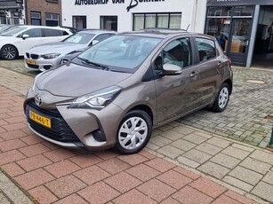 Toyota Yaris 1.0 VVT-i Aspiration, Navigatie,Achteruitrij