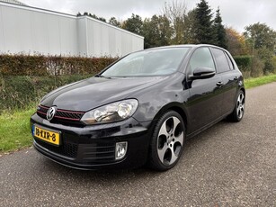 Volkswagen Golf 1.4 TSI Highline / AUTOMAAT / LEER / GTI