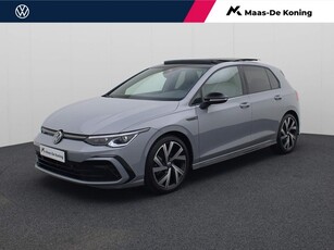 Volkswagen Golf 1.5eTSI/150PK R-Line Blackstyle DSG · Panoramadak · Navigatie · Stoel-&stuurverwarmi