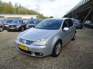 Volkswagen Golf 1.6 Trendline Airco Navi Parkeer Sensors