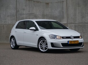 Volkswagen Golf 2.0 TDI GTD camera navigatie