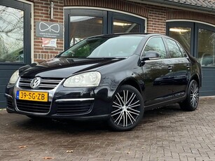 Volkswagen Jetta 2.0 FSI Comfortline ELEC RAMEN VOOR