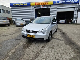 Volkswagen Polo 1.4-16V Athene Goed rijdende en nette auto