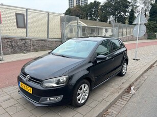 Volkswagen Polo 1.4-16V Highline