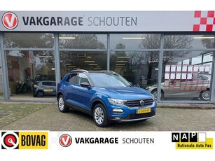 Volkswagen T-Roc 1.0 TSI StyleZwart dakNaviApple Carplay