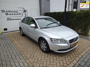 Volvo S40 2.0 Advantage Trekhaak Navigatie Bluetooth