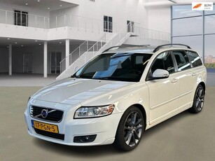 Volvo V50 1.6 D2 S/S Sport NAVI PSENSOR CRUISE 2 X SLEUTELS