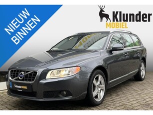 Volvo V70 2.0 T5 Summum Aut. LederMemoryTrekhaak