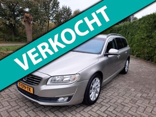 Volvo V70 2.0 T5 Summum VOL LEER AUTOMAAT