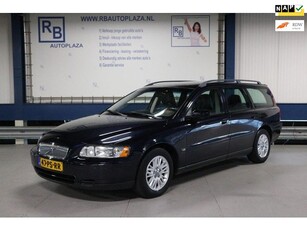 Volvo V70 2.4 Edition II / 168NAP / YOUNGITMER ! ! !