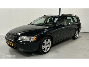 Volvo V70 2.4 Summum AUTOMAAT / YOUNGTIMER