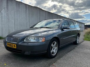 Volvo V70 2.4D Edition LEDER CLIMA XENON NAVI