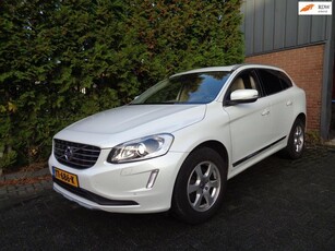 Volvo XC60 2.0 D4 FWD Polar+,Navi,Leder,Xenon,Camera