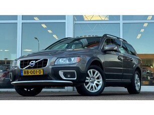 Volvo XC70 3.2 A/T Summum Goed onderhouden Trekhaak Xenon