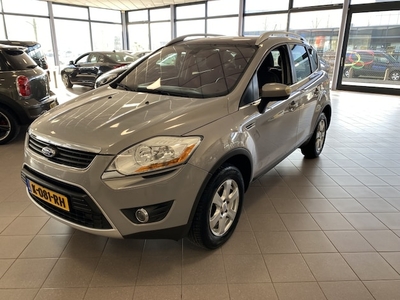 Ford Kuga Benzine