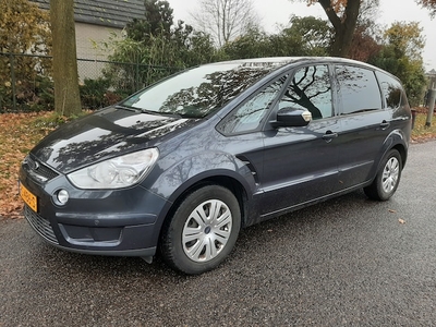 Ford S-Max Benzine