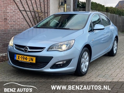 Opel Astra 1.4 Turbo Blitz/Af-Fabriek LPG G3/Nieuw Staat