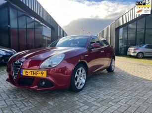 Alfa Romeo Giulietta 1.4 T Distinctive 170 PK! Clima NAVI