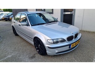 BMW 3-serie 316i Black&Silver II Special Executive