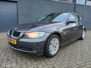 BMW 3-serie 318d Sedan/Zeer nette auto