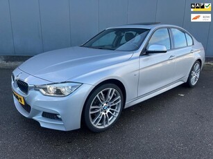 BMW 3-serie 320i M-Sport- High