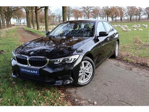 BMW 3-serie 330e Lederen bekleding Carplay Recent