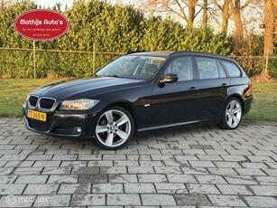 BMW 3-serie Touring 318i Business Line Automaat Pano Navi