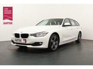 BMW 3 Serie Touring BWJ 2014 318d 150 PK Business Last