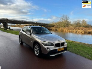 BMW X1 SDrive18i ExecutiveAutomaatPano