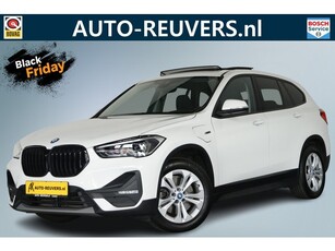 BMW X1 xDrive25e Panorama / Opendak / LED / Navi /