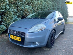 Fiat Grande Punto 1.4-16V Sport