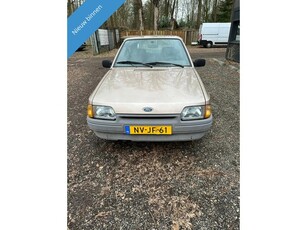 Ford Escort 1.6 CL automaat