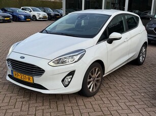 Ford Fiesta 1.0 EcoBoost Titanium / Trekhaak / Navigatie /