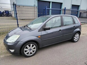 Ford Fiesta 1.25-16V GHIA *EINDEJAARSAANBIEDING!!!